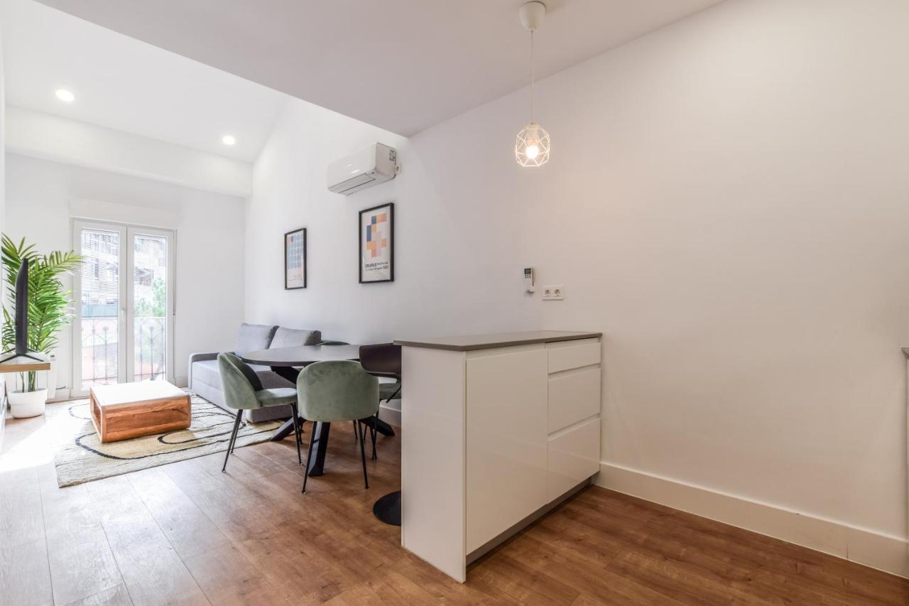 מדריד Apartamentos Reformados En Vallecas מראה חיצוני תמונה